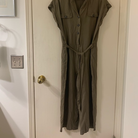 Olive green jumpsuit - Picture 2 of 5